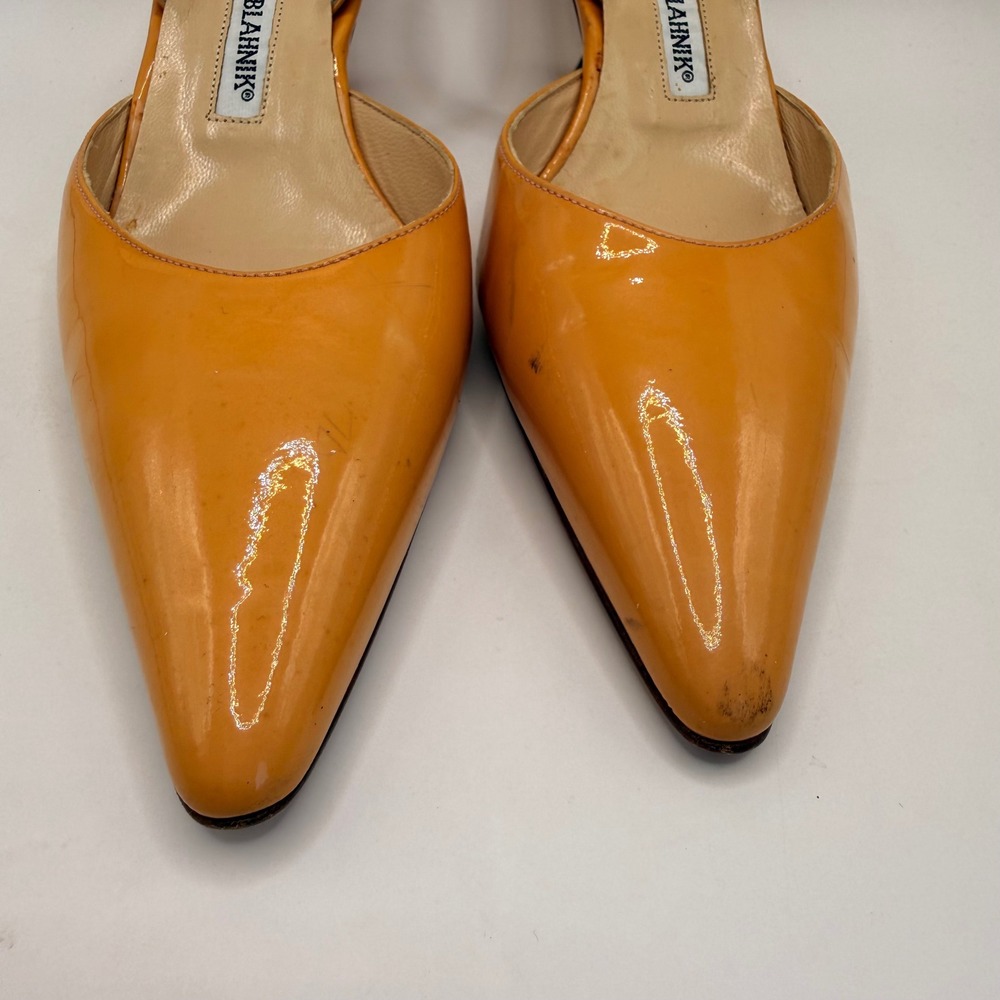 Manolo Blahnik Carolyne Orange Patent Leather Slingback Kitten Heels Size 36.5 - Picture 2 of 13